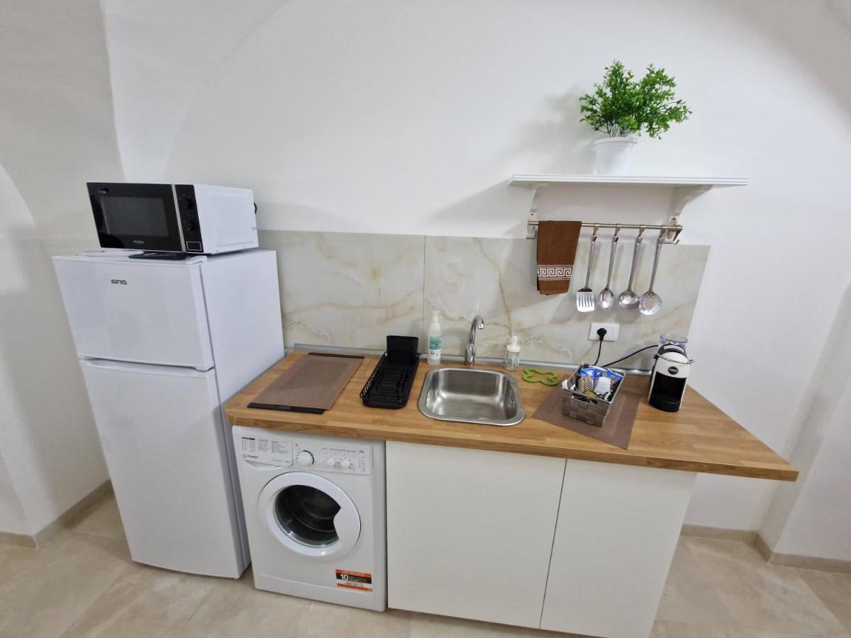 Daniel'S House Apartment Catania Bagian luar foto