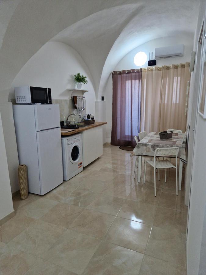 Daniel'S House Apartment Catania Bagian luar foto